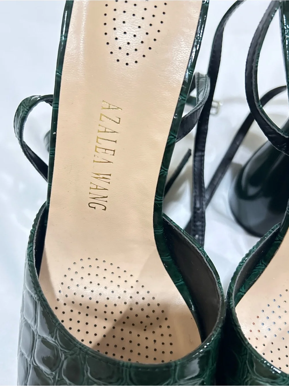 Azalea Wang Wake the Neighbors Chunky Platform Sandals Green Croc Y2K Sz 8.5
